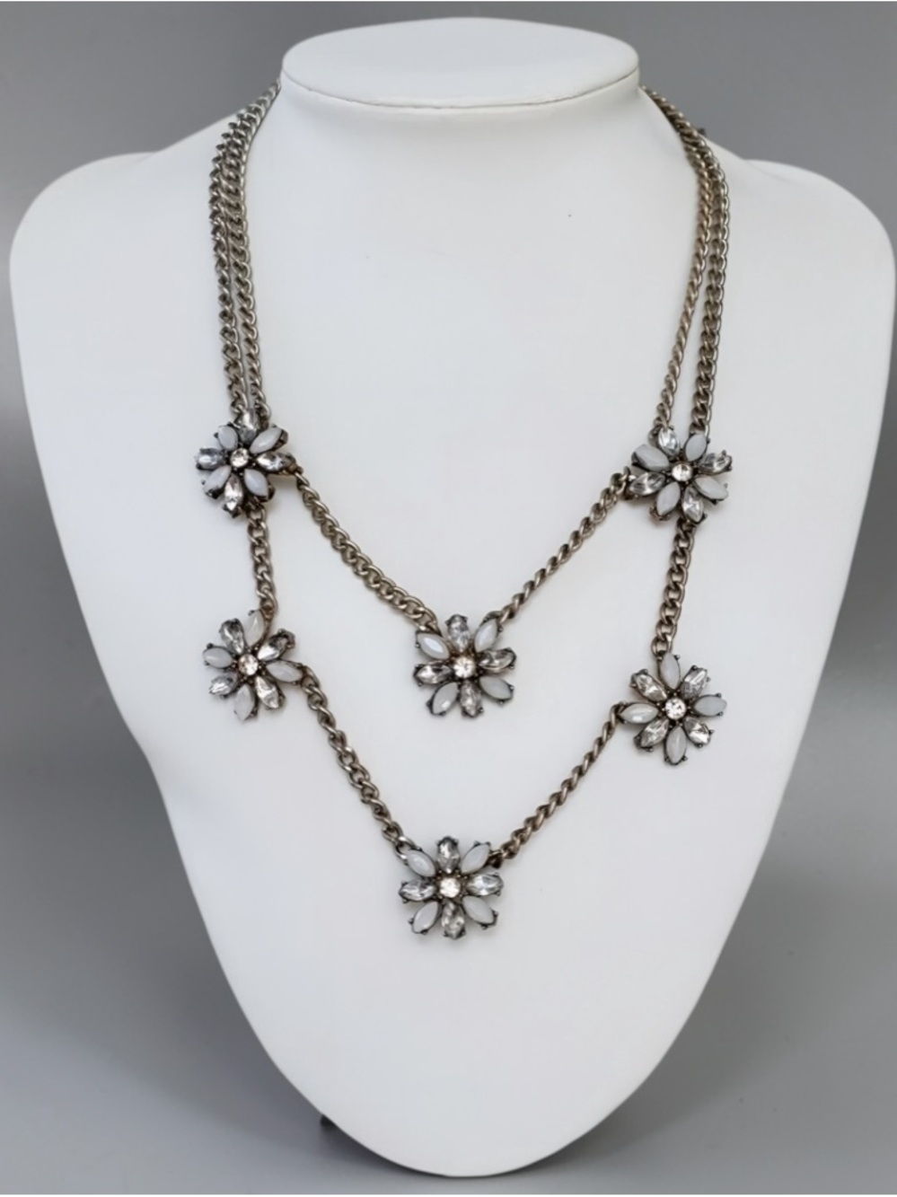 NWOT LOFT Elegant Antique Gold Floral Crystal Statement Necklace